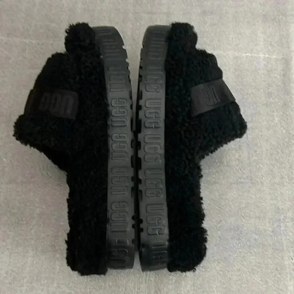 [US8]UGG  Black TREADLITE WOOL Lined Platform Sandal - Picture 4 of 8